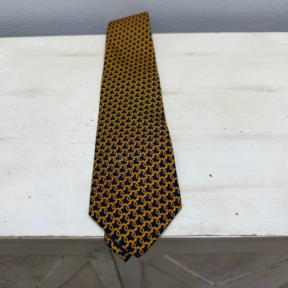 Gucci Vintage Chain Link Neck Tie